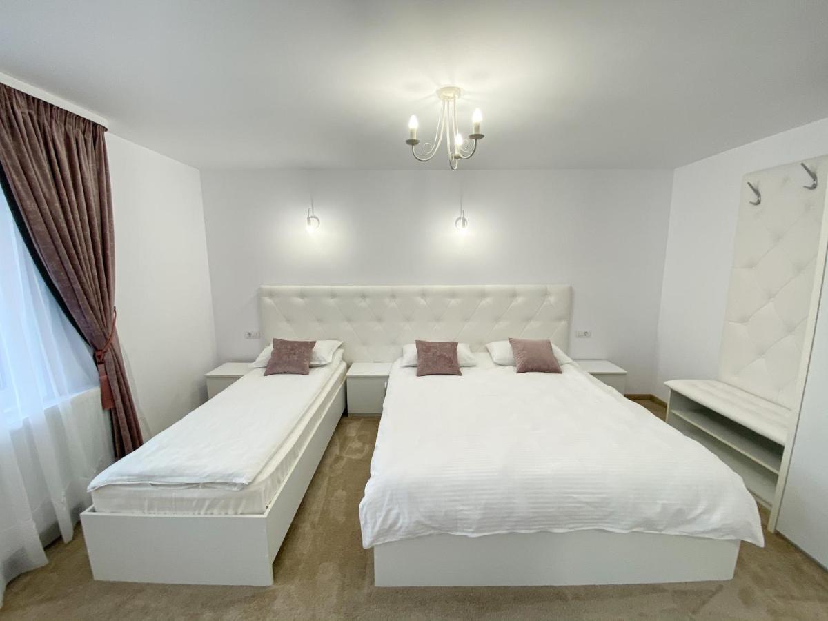 Casa Ina Hotell Moisei Exteriör bild